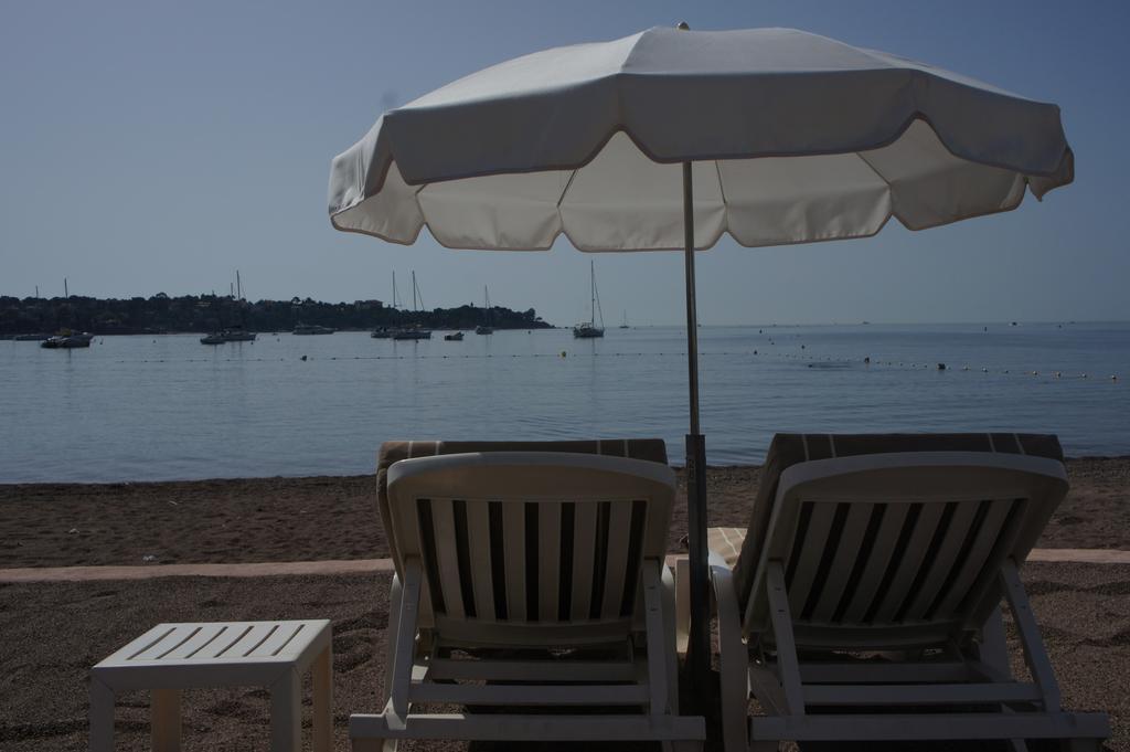 Agay Beach Hotel Сен-Рафаэль Экстерьер фото