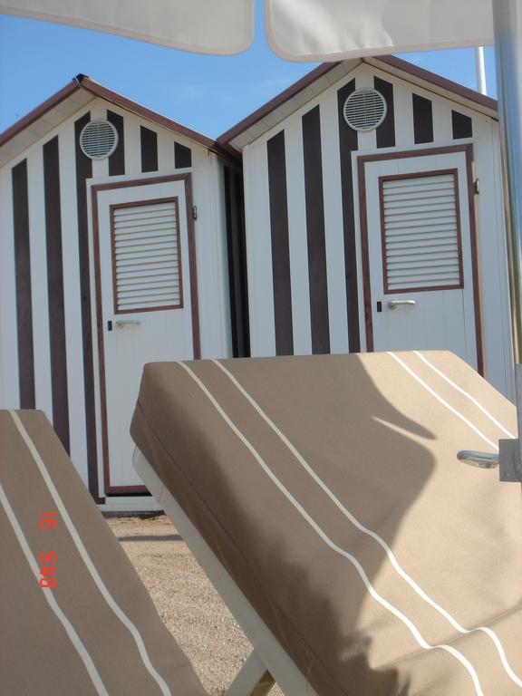 Agay Beach Hotel Сен-Рафаэль Экстерьер фото